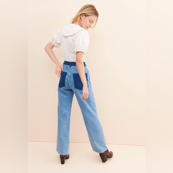 Patch Pocket High-Waisted Wide Leg Jeans - Picture 2 of 5